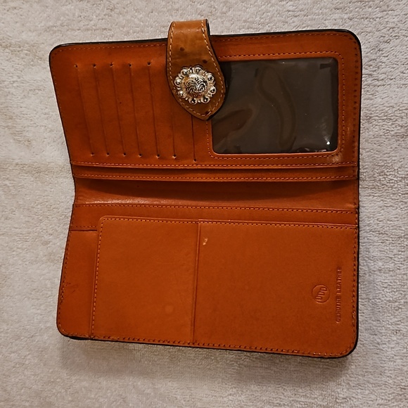 Wallet - Picture 3 of 4